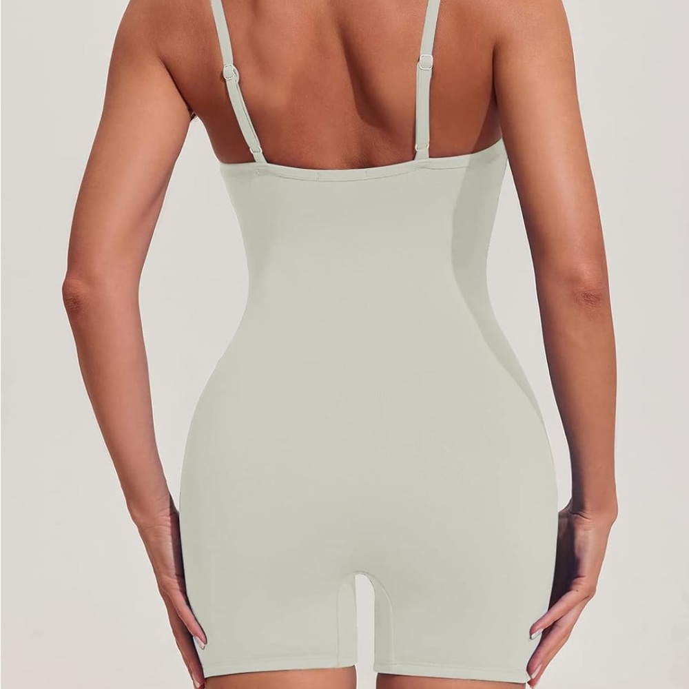 White Ribbed Top - Picture 4 of 4